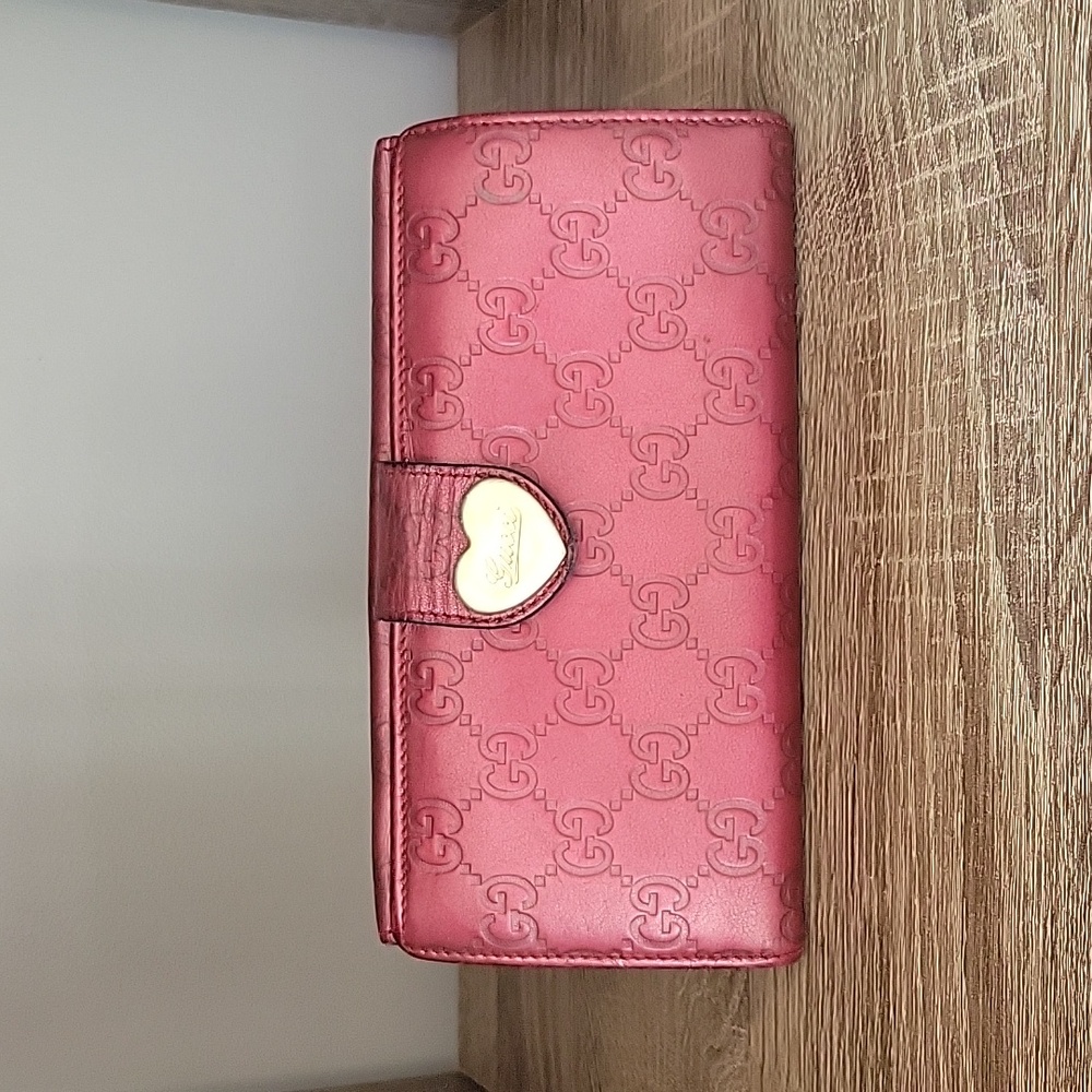 Gucci long wallet, fuschia pink